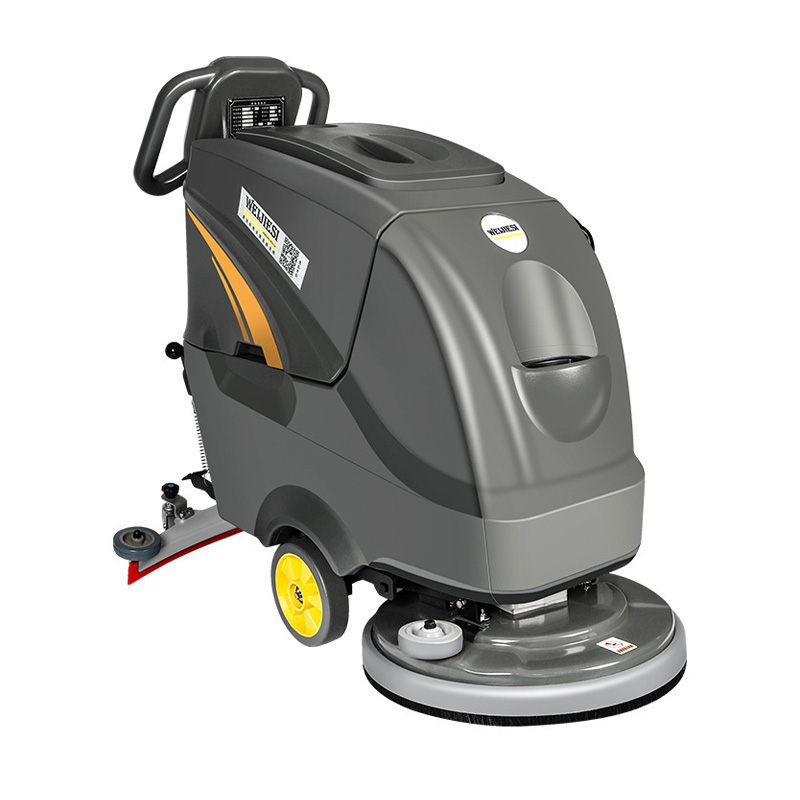 电动洗地机：刷新清洁，，，省时省力！！